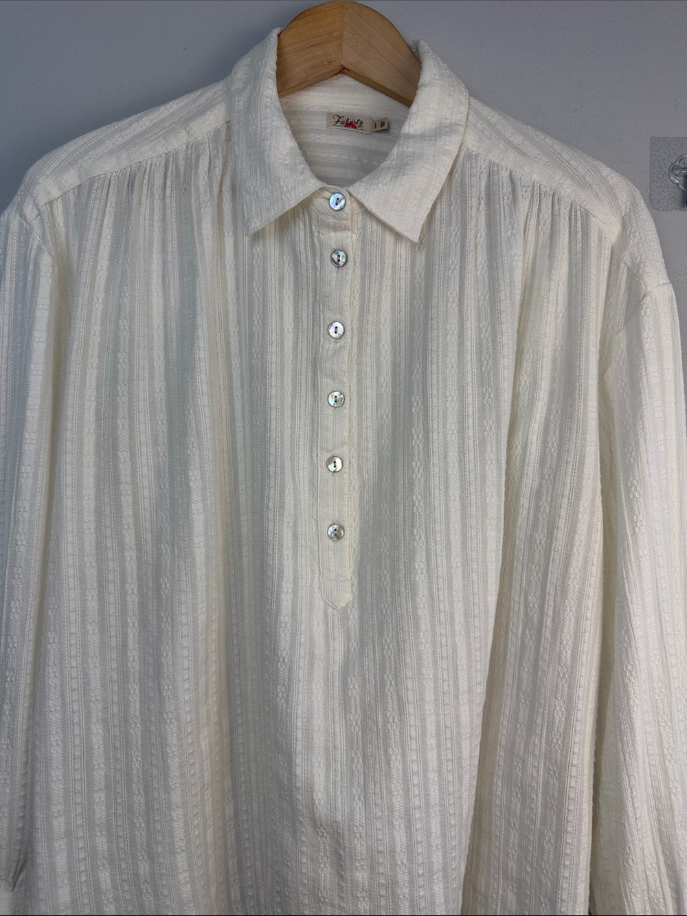 Faherty Olli Organic Cotton Popover Shirt in Egret Long Sleeves Large Minimalist - Picture 5 of 16